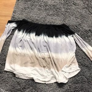 Multi-colored strapless shirt